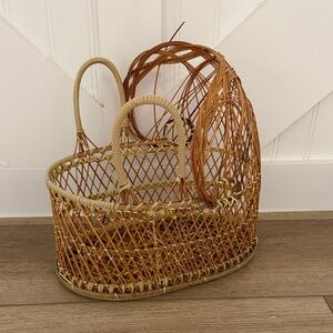 Vintage Woven Baby Doll Bassinet